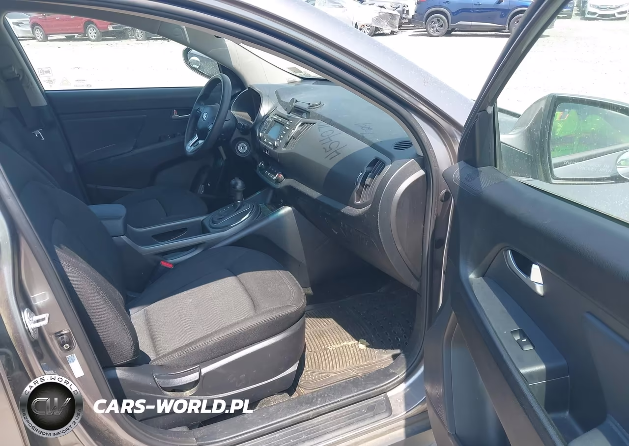2013 Kia Sportage Lx VIN:KNDPB3A27D7477600 - 5