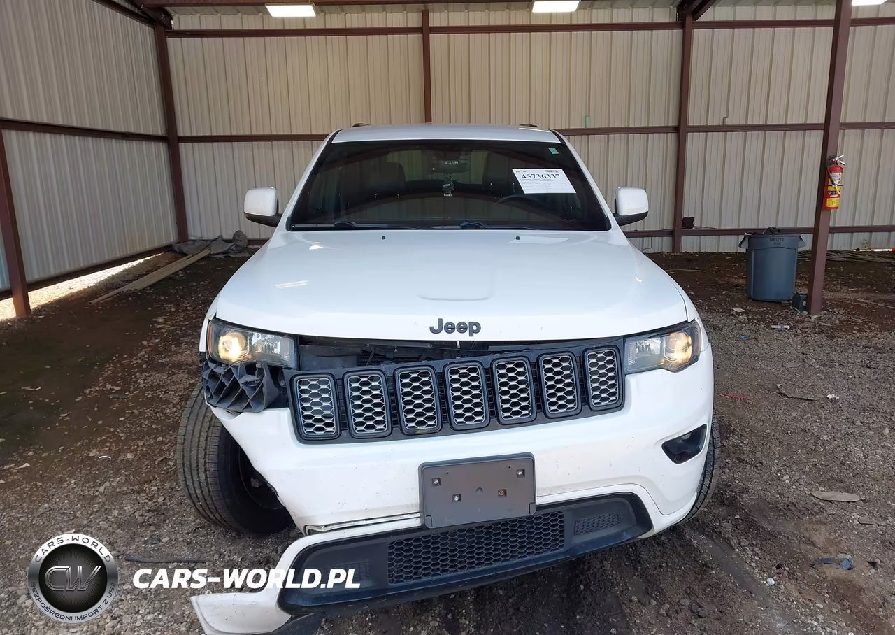 2018 Jeep Grand Cherokee Altitude 4X4 VIN:1C4RJFAG1JC189440 - 12