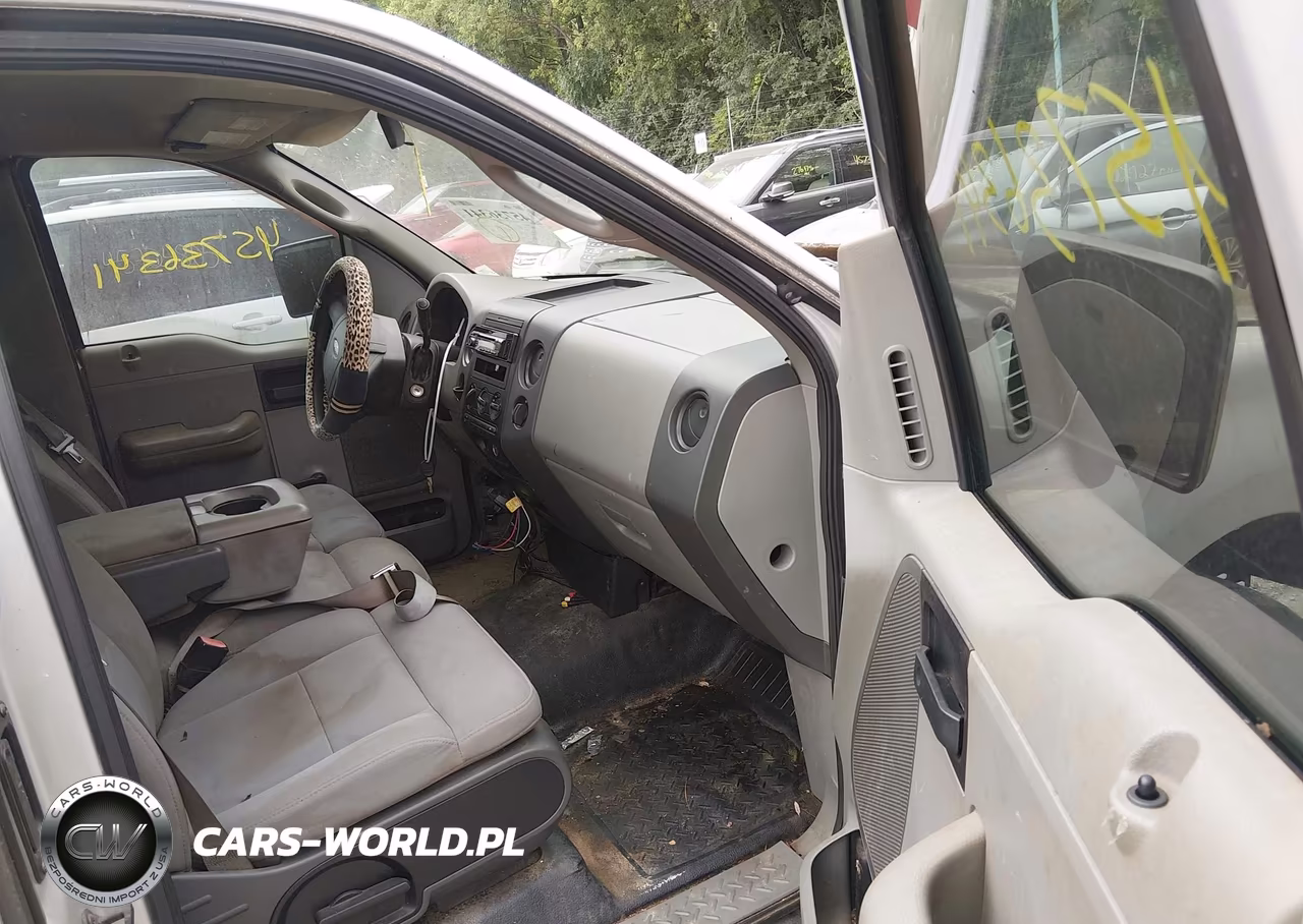 2004 Ford F-150 Stx-Xlt VIN:1FTRF02WX4KD12599 - 5