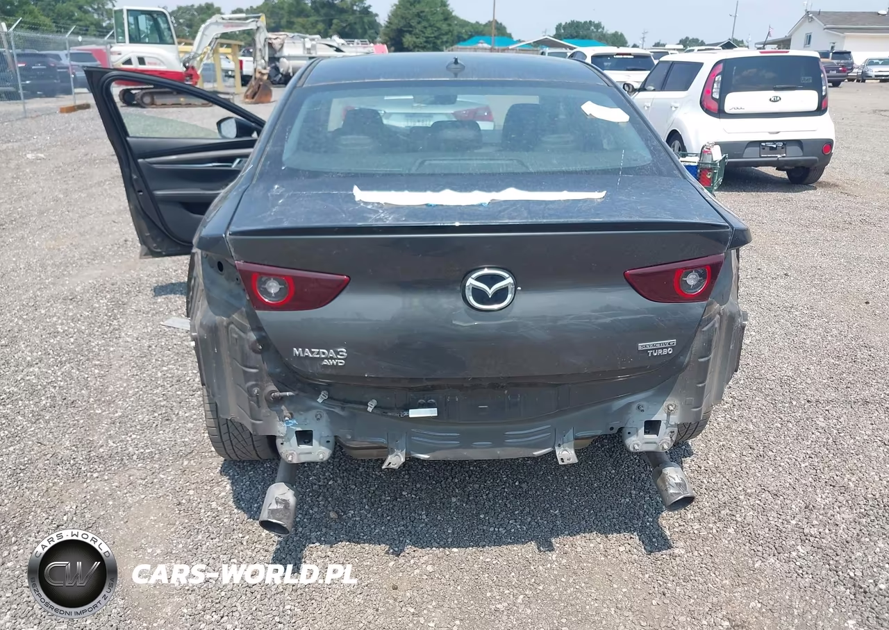 2022 Mazda Mazda3 Premium Plus VIN:3MZBPBEYXNM302458 - 6
