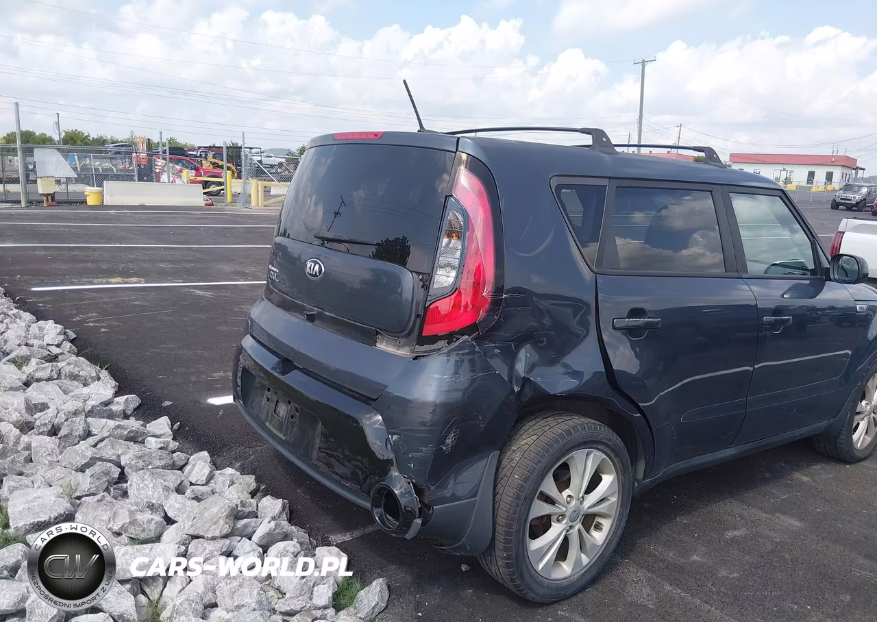 2016 Kia Soul + VIN:KNDJP3A53G7330633 - 6