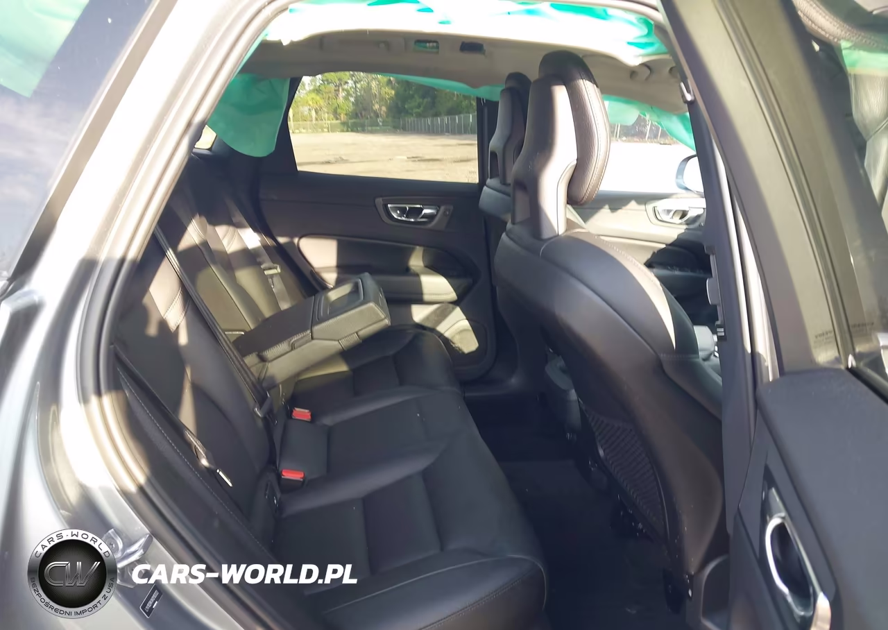 2019 Volvo Xc60 T5 Momentum VIN:LYV102RKXKB192022 - 8