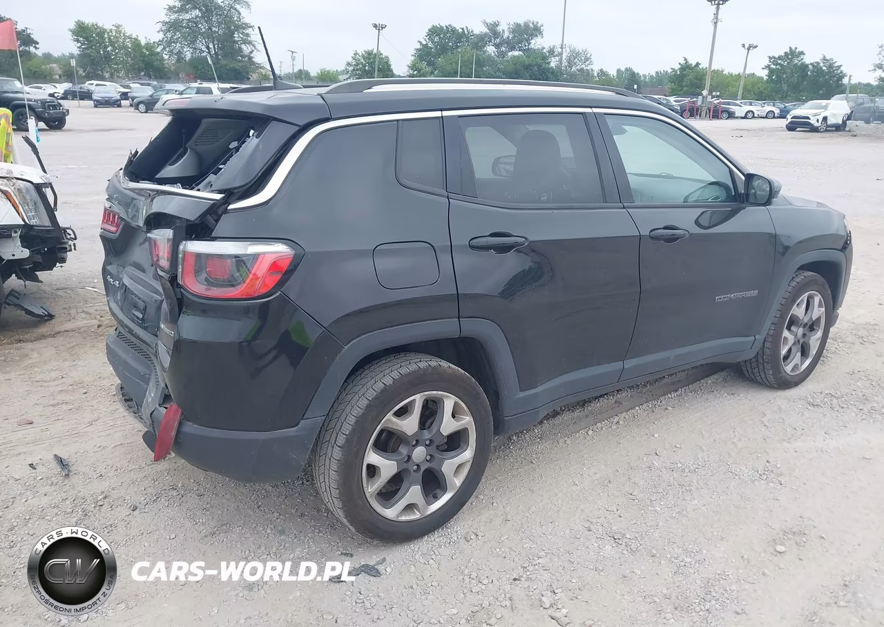 2019 Jeep Compass Limited 4X4 VIN:3C4NJDCB7KT599847 - 4