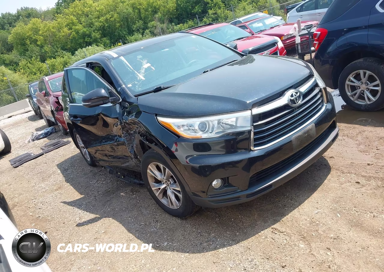 2016 Toyota Highlander Le Plus V6