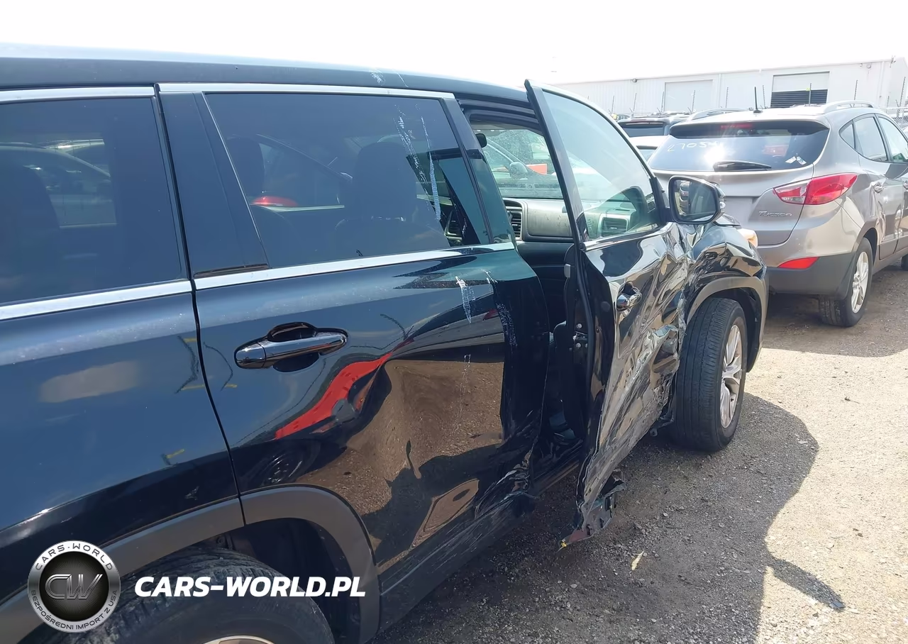2016 Toyota Highlander Le Plus V6 VIN:5TDBKRFH0GS328840 - 6