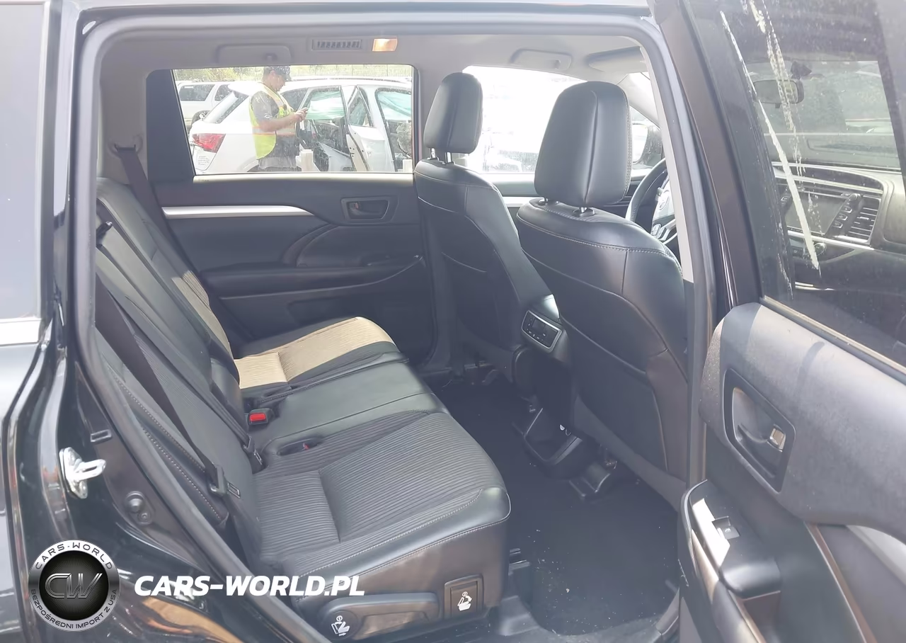 2016 Toyota Highlander Le Plus V6 VIN:5TDBKRFH0GS328840 - 8