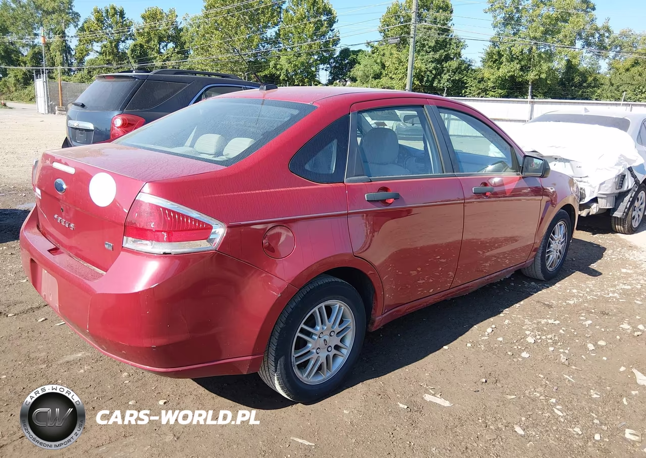2009 Ford Focus Se VIN:1FAHP35N59W232095 - 4