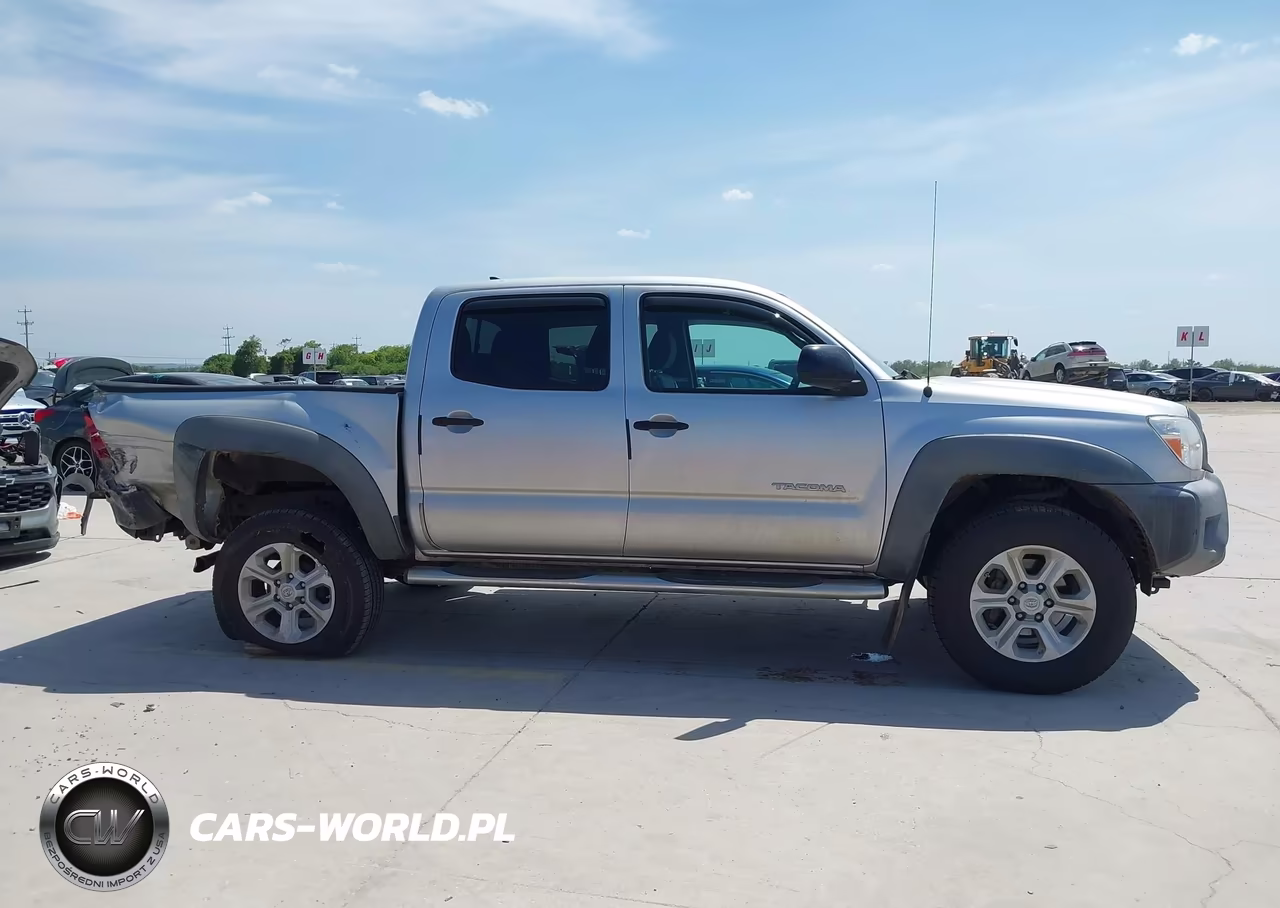 2012 Toyota Tacoma Prerunner V6 VIN:5TFJU4GN3CX024175 - 13