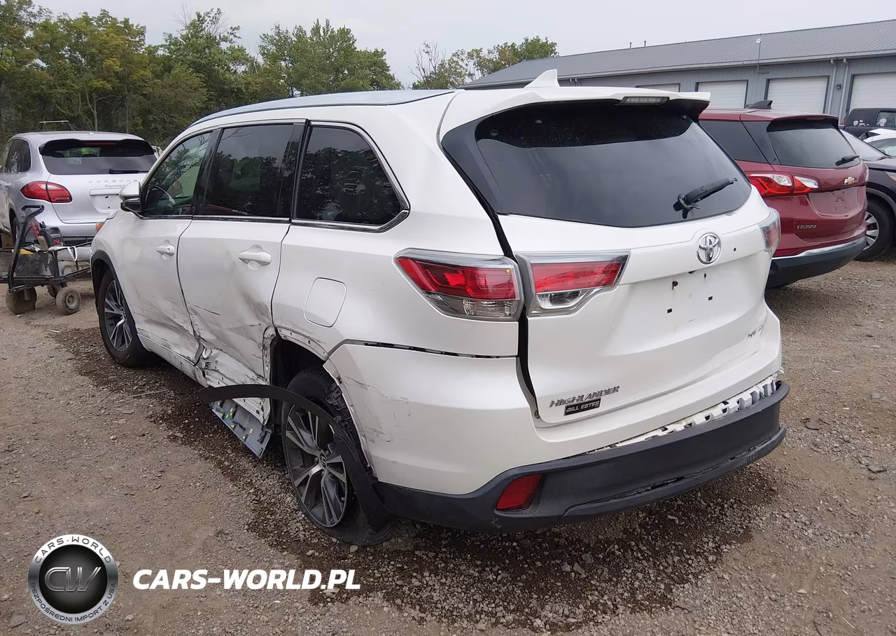 2016 Toyota Highlander Xle V6 VIN:5TDJKRFH9GS261506 - 3