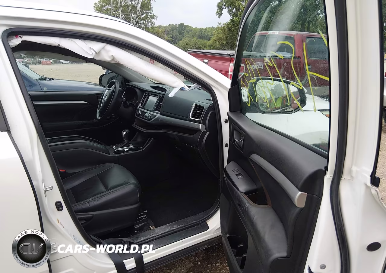 2016 Toyota Highlander Xle V6 VIN:5TDJKRFH9GS261506 - 5