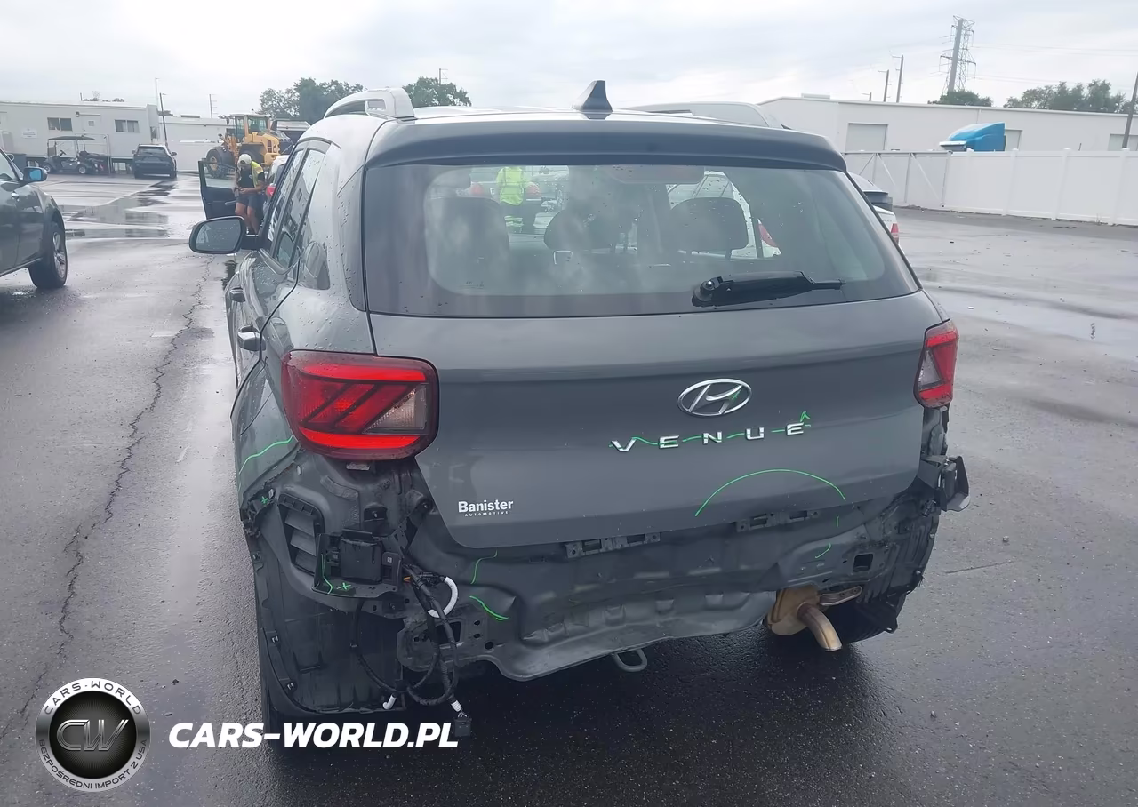 2020 Hyundai Venue Sel VIN:KMHRC8A3XLU023140 - 6