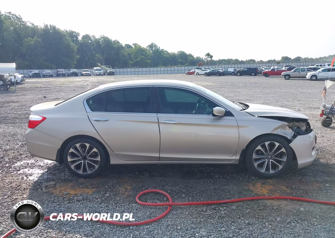 2015 Honda Accord Sport VIN:1HGCR2F57FA034233 - 13