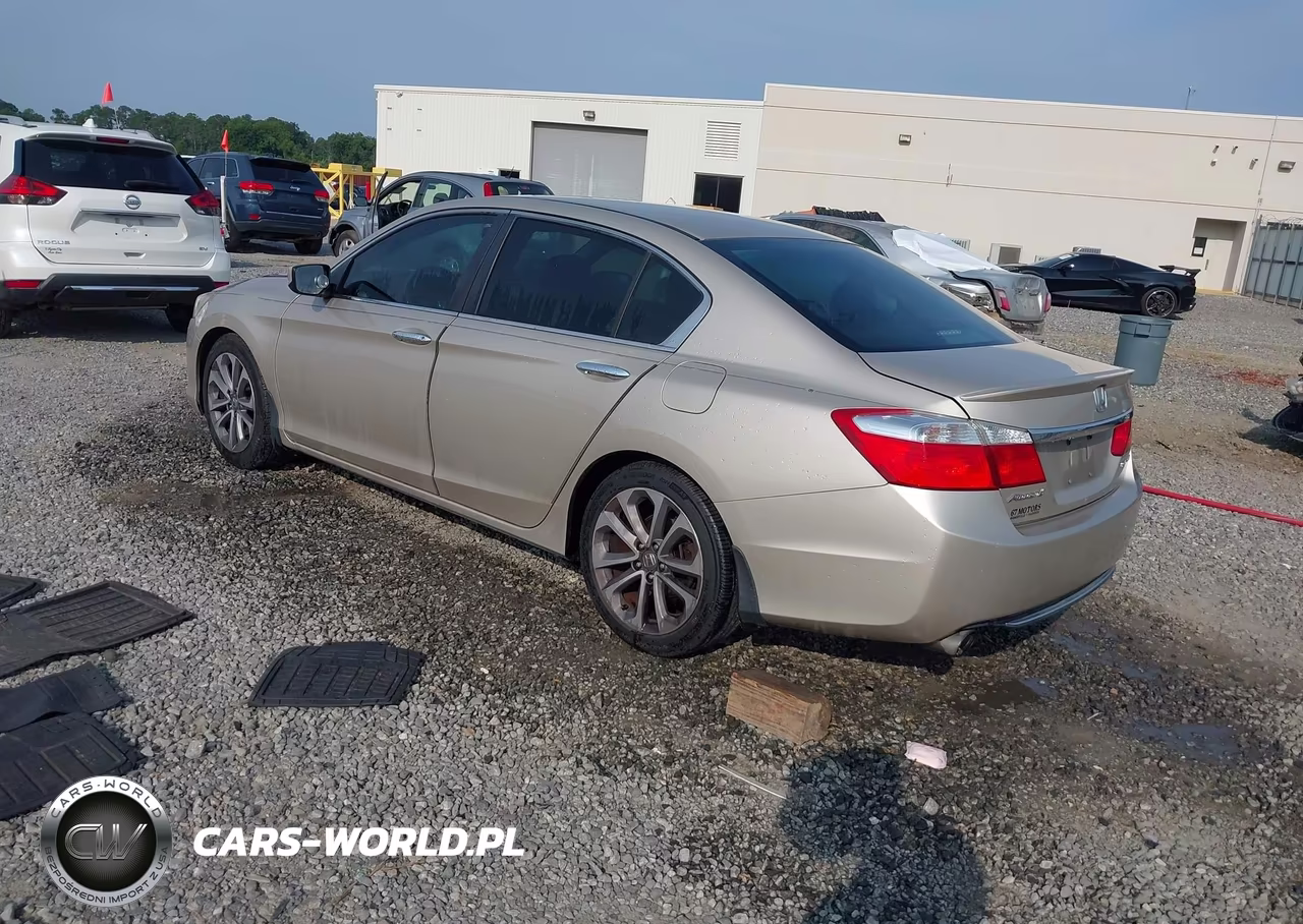 2015 Honda Accord Sport VIN:1HGCR2F57FA034233 - 3
