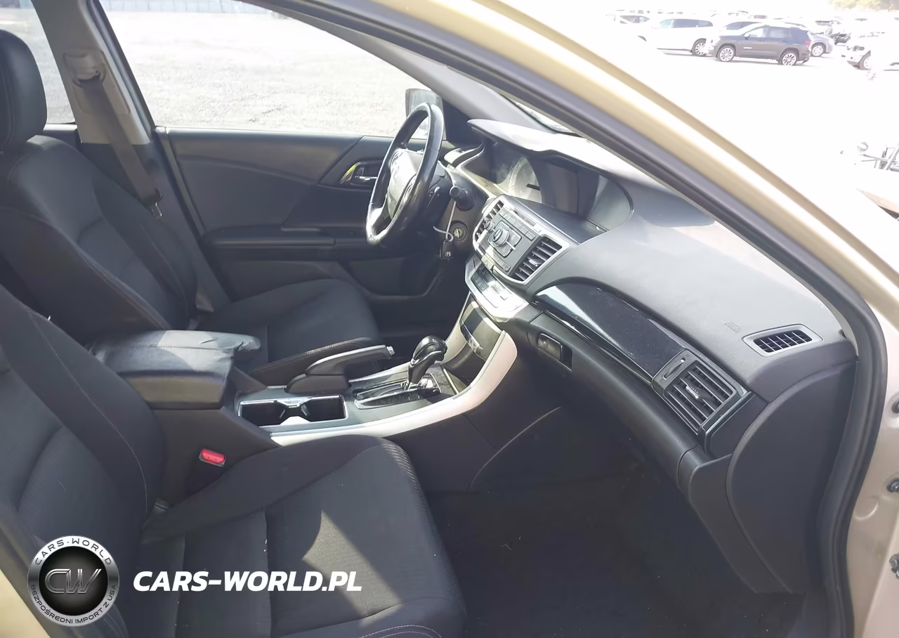 2015 Honda Accord Sport VIN:1HGCR2F57FA034233 - 5