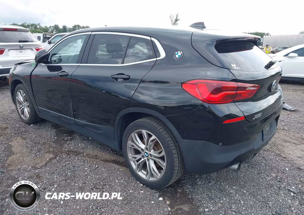 2018 BMW X2 xDrive28I VIN:WBXYJ5C37JEF74186 - 3