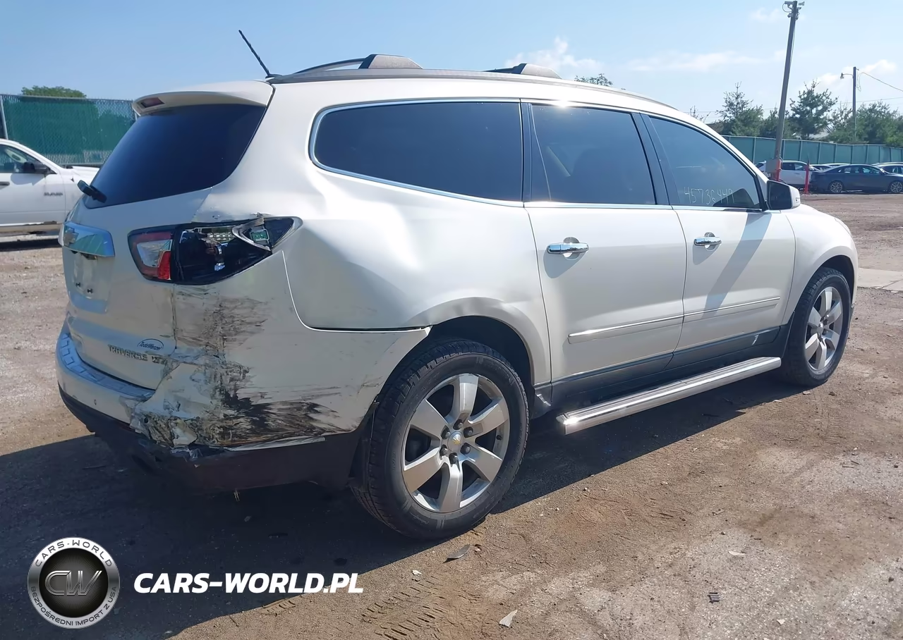 2015 Chevrolet Traverse Ltz VIN:1GNKRJKD9FJ314082 - 4