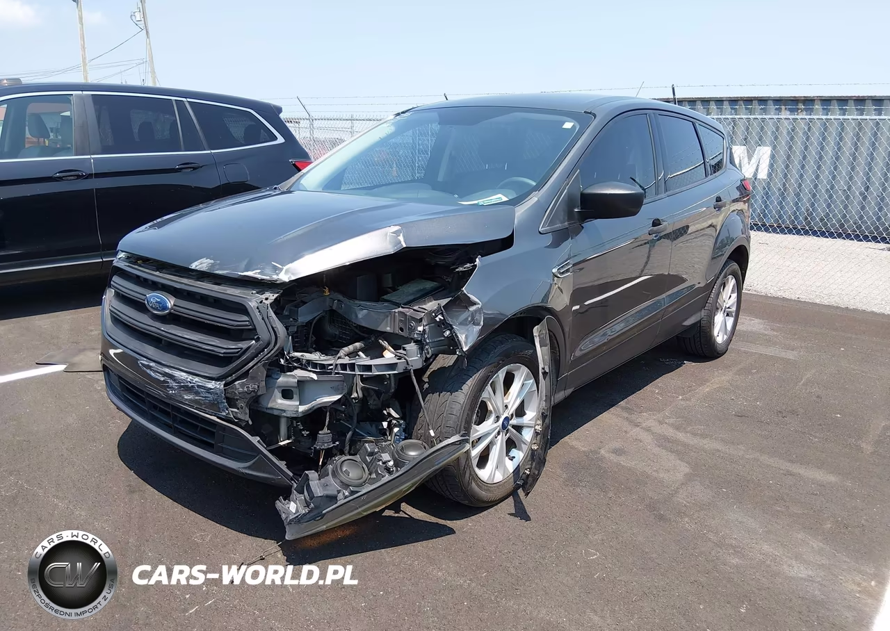2019 Ford Escape S VIN:1FMCU0F75KUA89318 - 2