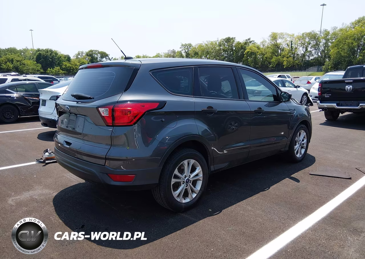 2019 Ford Escape S VIN:1FMCU0F75KUA89318 - 4