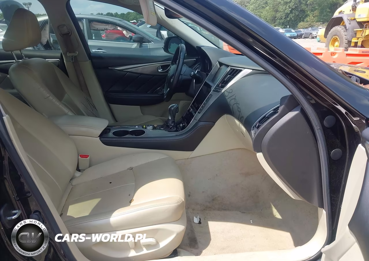 2015 Infiniti Q50 Premium VIN:JN1BV7ARXFM403844 - 5