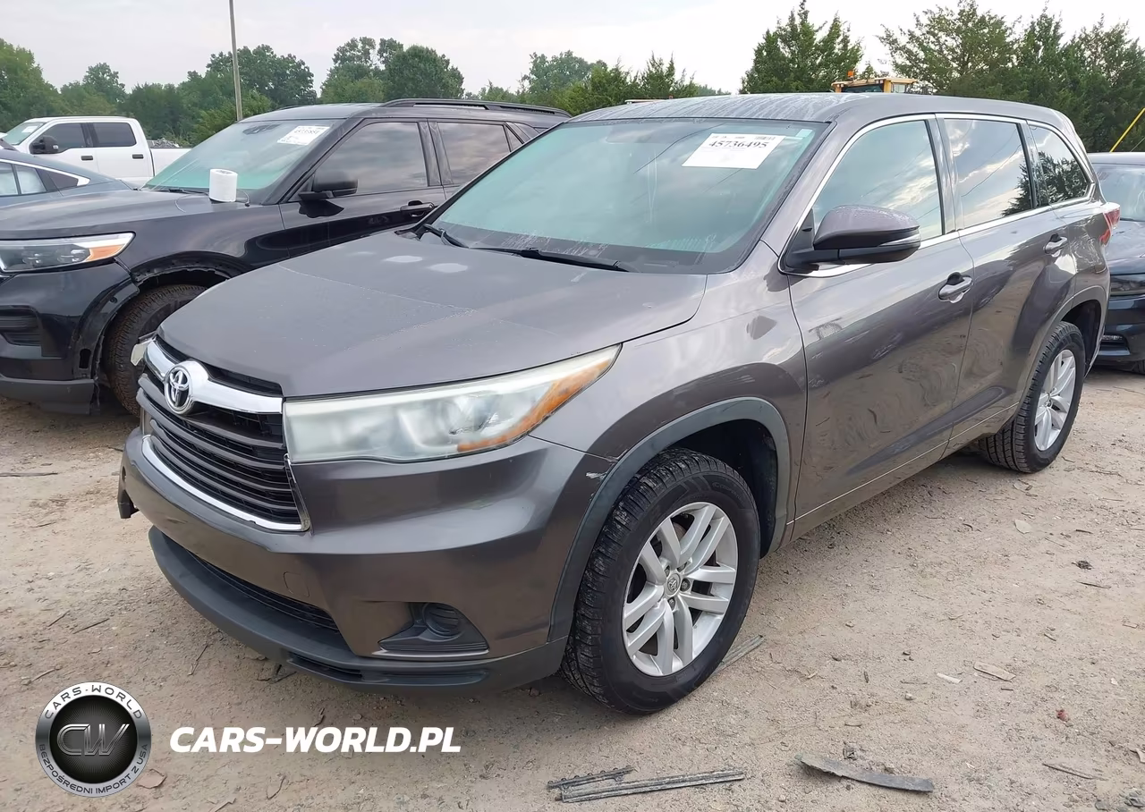 2015 Toyota Highlander Le V6 VIN:5TDZKRFH1FS054173 - 2