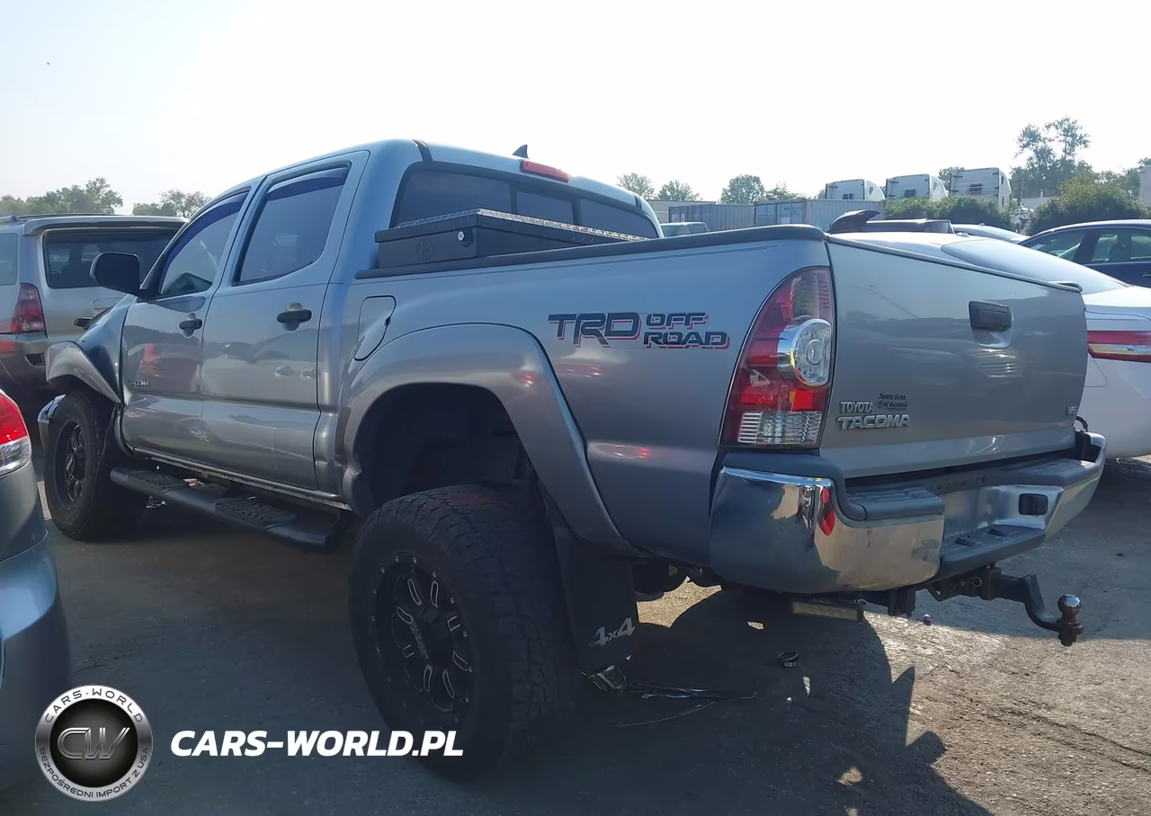 2014 Toyota Tacoma Base V6 VIN:5TFLU4EN3EX101495 - 3