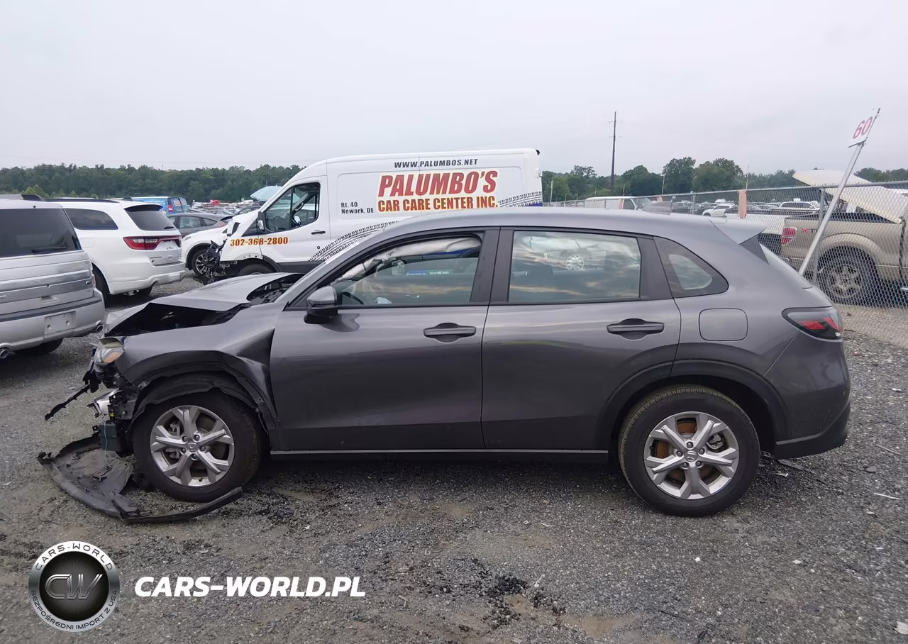 2025 Honda Hr-V Awd Lx VIN:3CZRZ2H34SM773796 - 14
