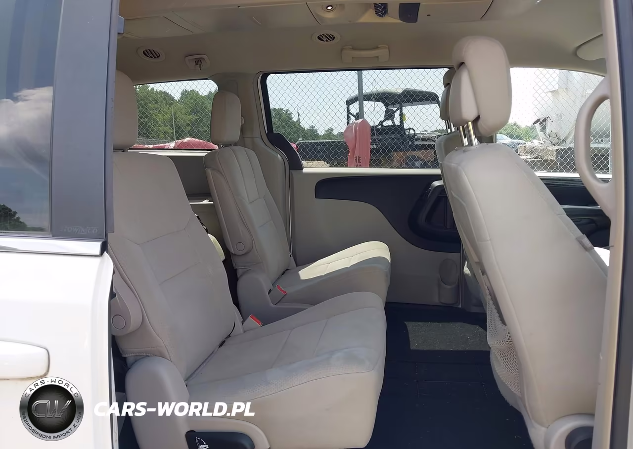 2011 Dodge Grand Caravan Crew VIN:2D4RN5DG4BR728509 - 8