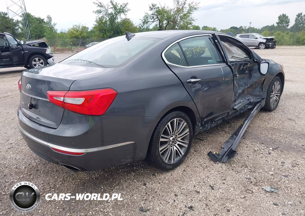 2015 Kia Cadenza Premium VIN:KNALN4D76F5169395 - 4