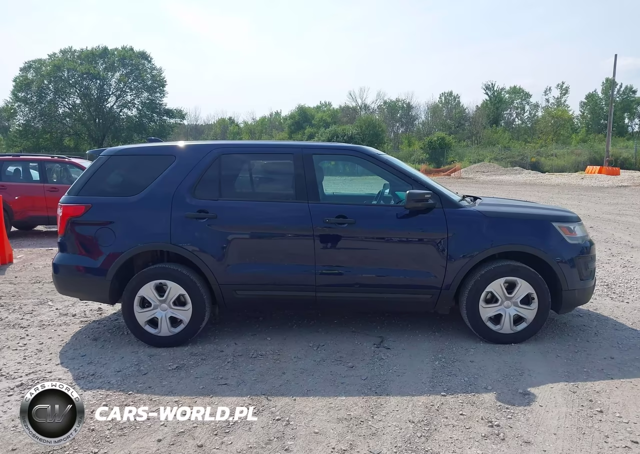 2016 Ford Utility Police Interceptor VIN:1FM5K8AR7GGA19203 - 13
