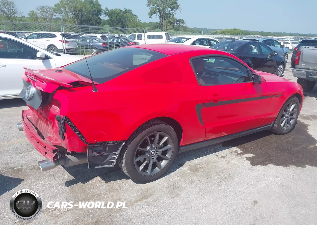 2012 Ford Mustang V6 Premium VIN:1ZVBP8AM0C5225947 - 4