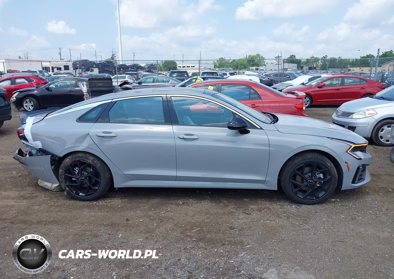 2026 Kia K5 Gt-Line Awd VIN:KNAG64J71T5486645 - 14