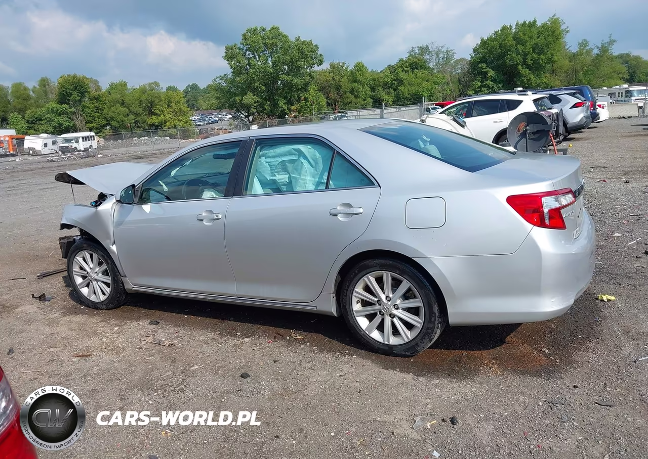 2014 Toyota Camry Xle VIN:4T4BF1FK5ER374840 - 15