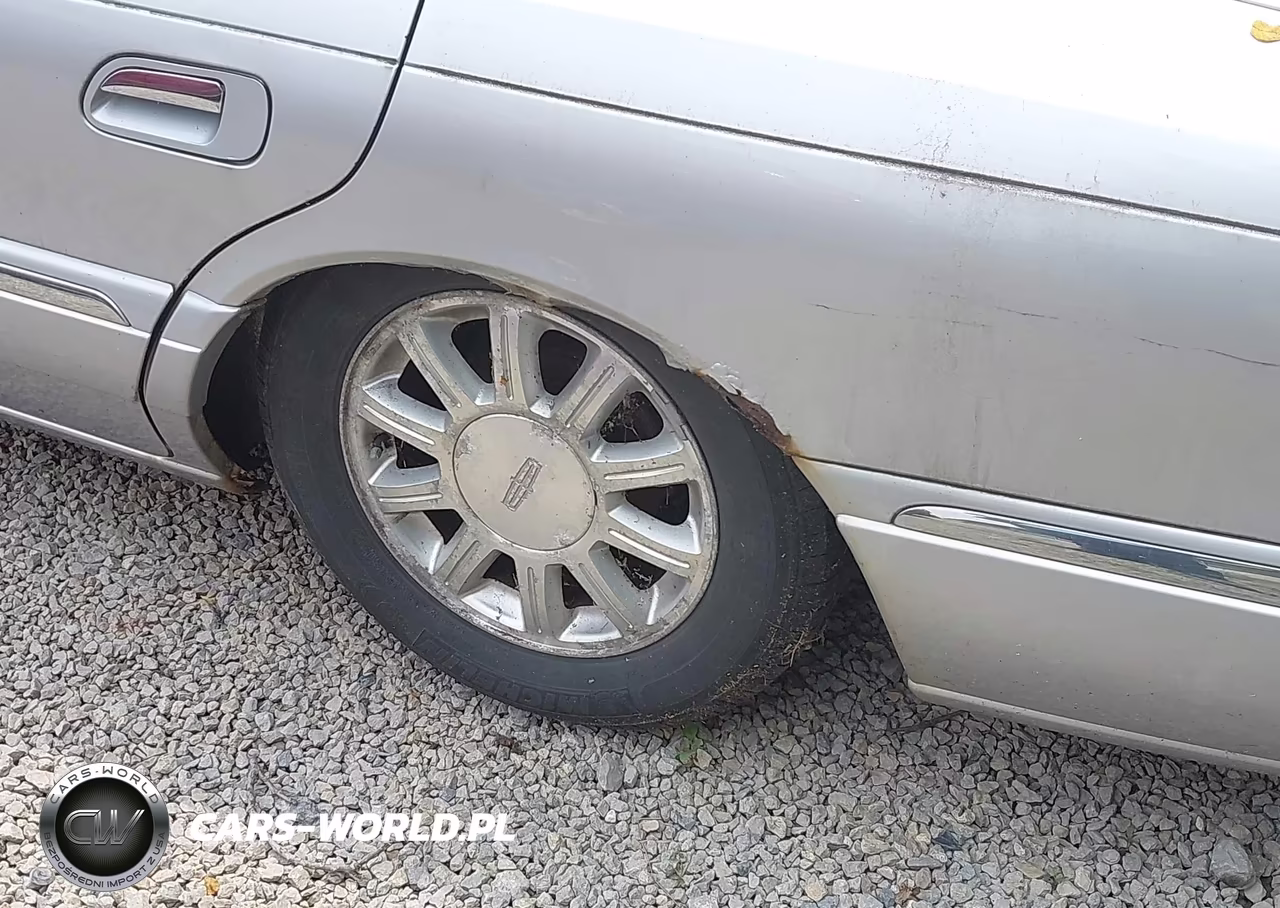 2000 Lincoln Continental VIN:1LNHM97V0YY814655 - 12