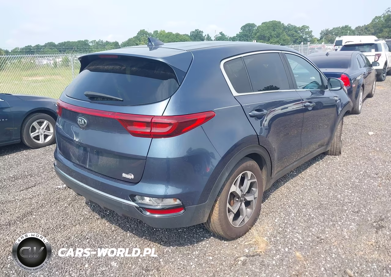 2020 Kia Sportage Lx VIN:KNDPMCAC8L7788440 - 4