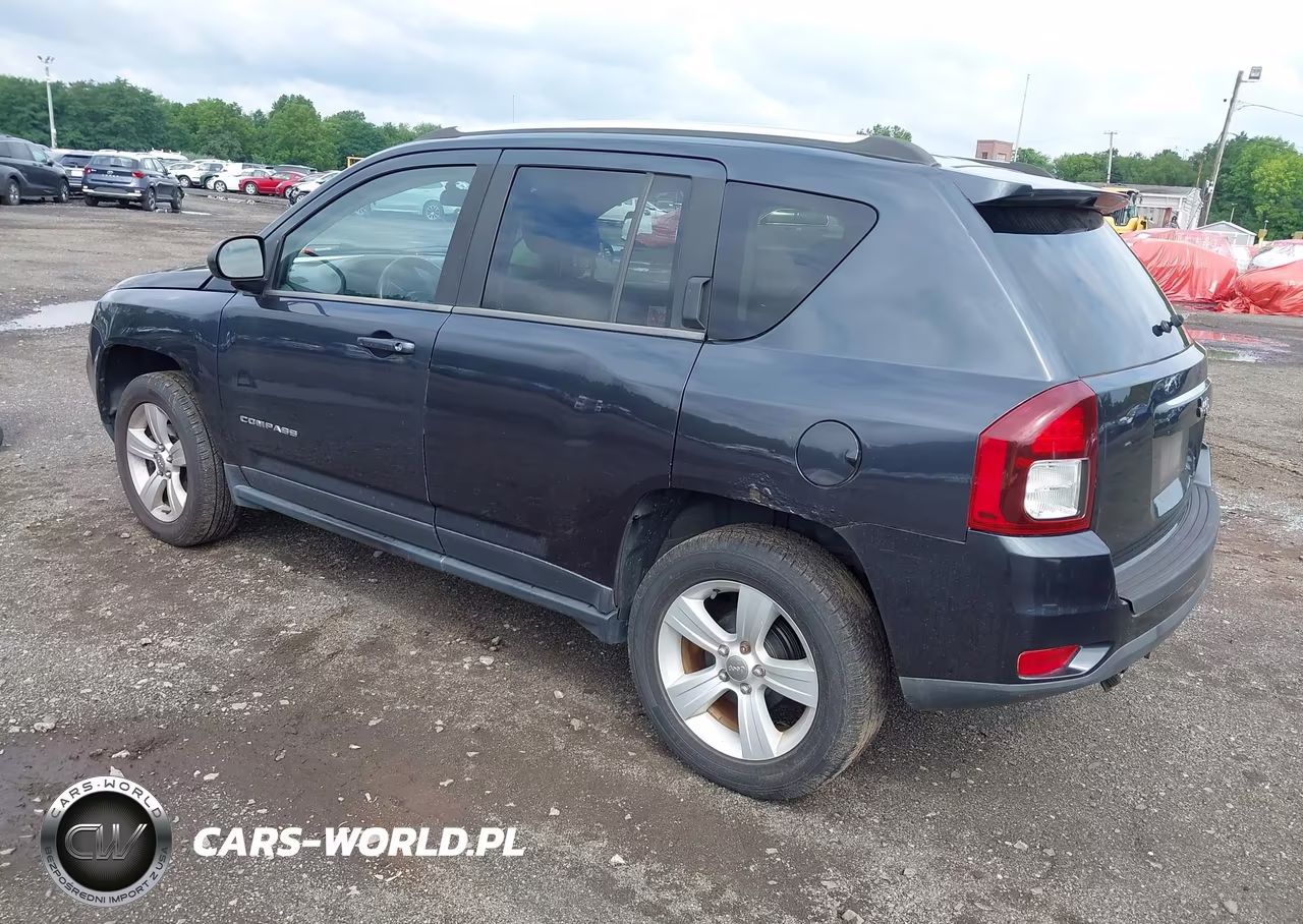 2014 Jeep Compass Sport VIN:1C4NJCBB9ED582635 - 3