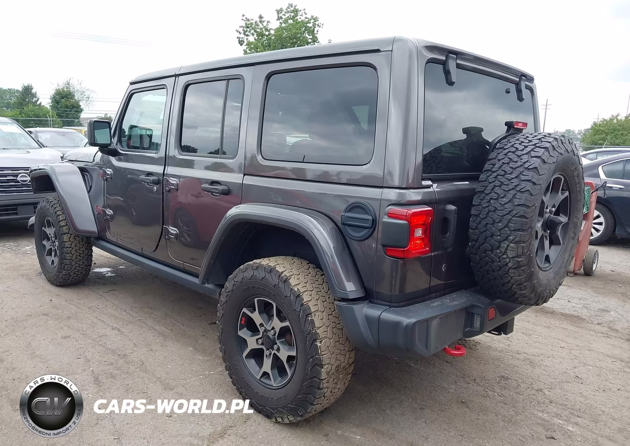 2018 Jeep Wrangler Unlimited Rubicon 4X4 VIN:1C4HJXFN5JW331604 - 3
