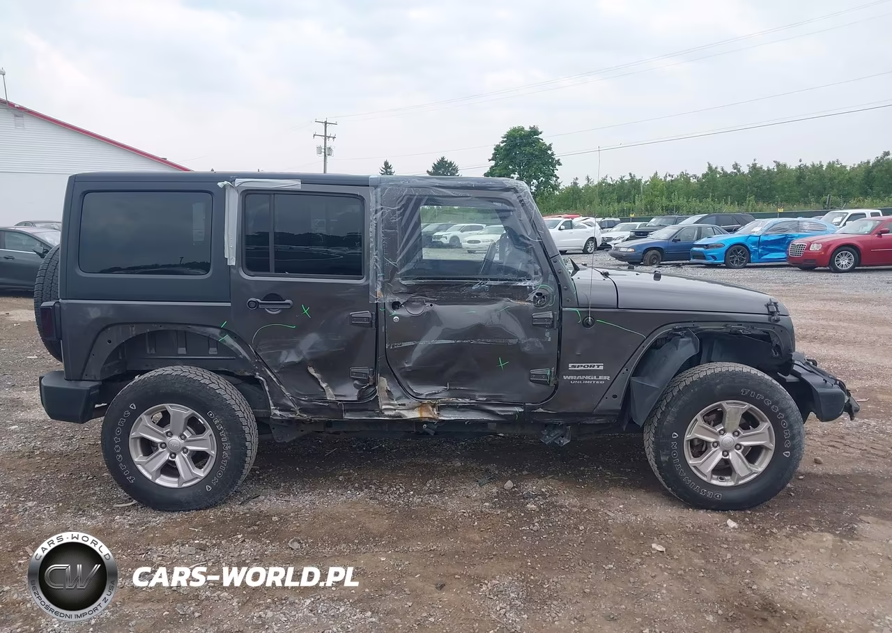 2014 Jeep Wrangler Unlimited Sport VIN:1C4BJWDG7EL297600 - 13