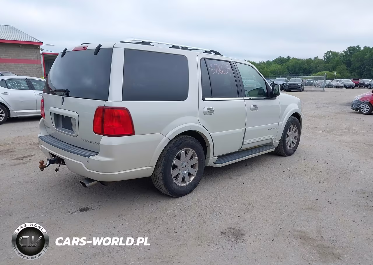 2004 Lincoln Navigator VIN:5LMFU27R54LJ40170 - 4