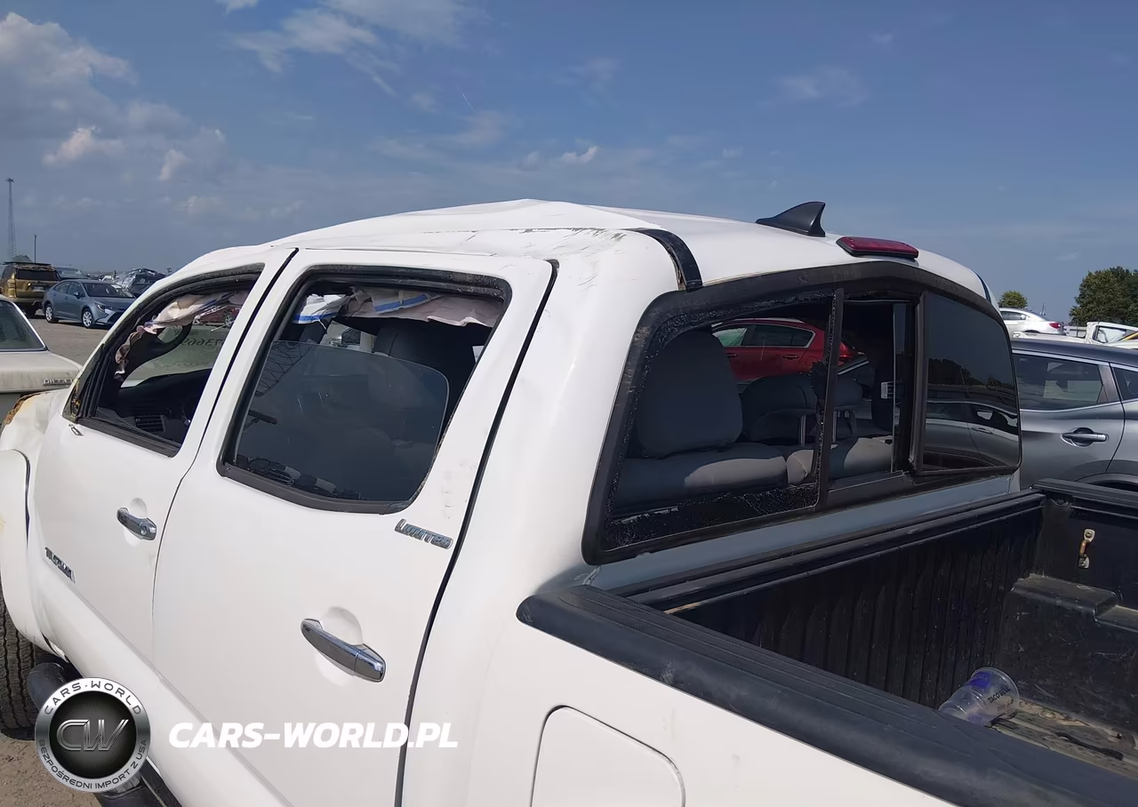 2013 Toyota Tacoma Base V6 VIN:5TFLU4EN6DX082004 - 12