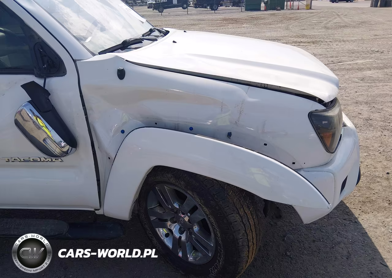 2013 Toyota Tacoma Base V6 VIN:5TFLU4EN6DX082004 - 14