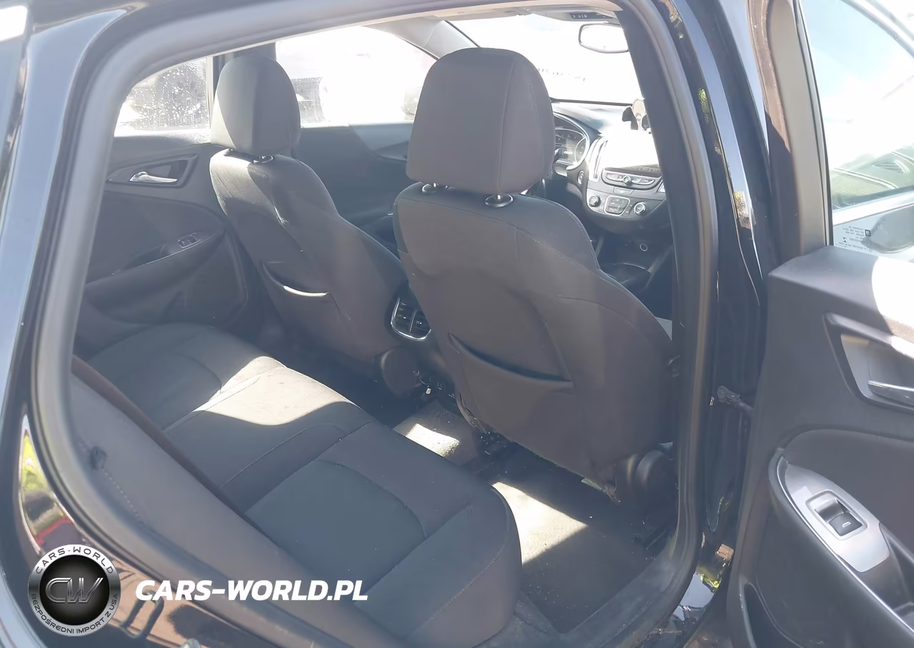 2018 Chevrolet Malibu Lt VIN:1G1ZD5ST9JF271713 - 8