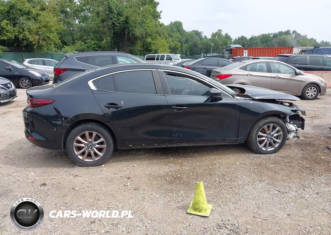 2021 Mazda Mazda3 2.5 S VIN:JM1BPAAL9M1343974 - 18