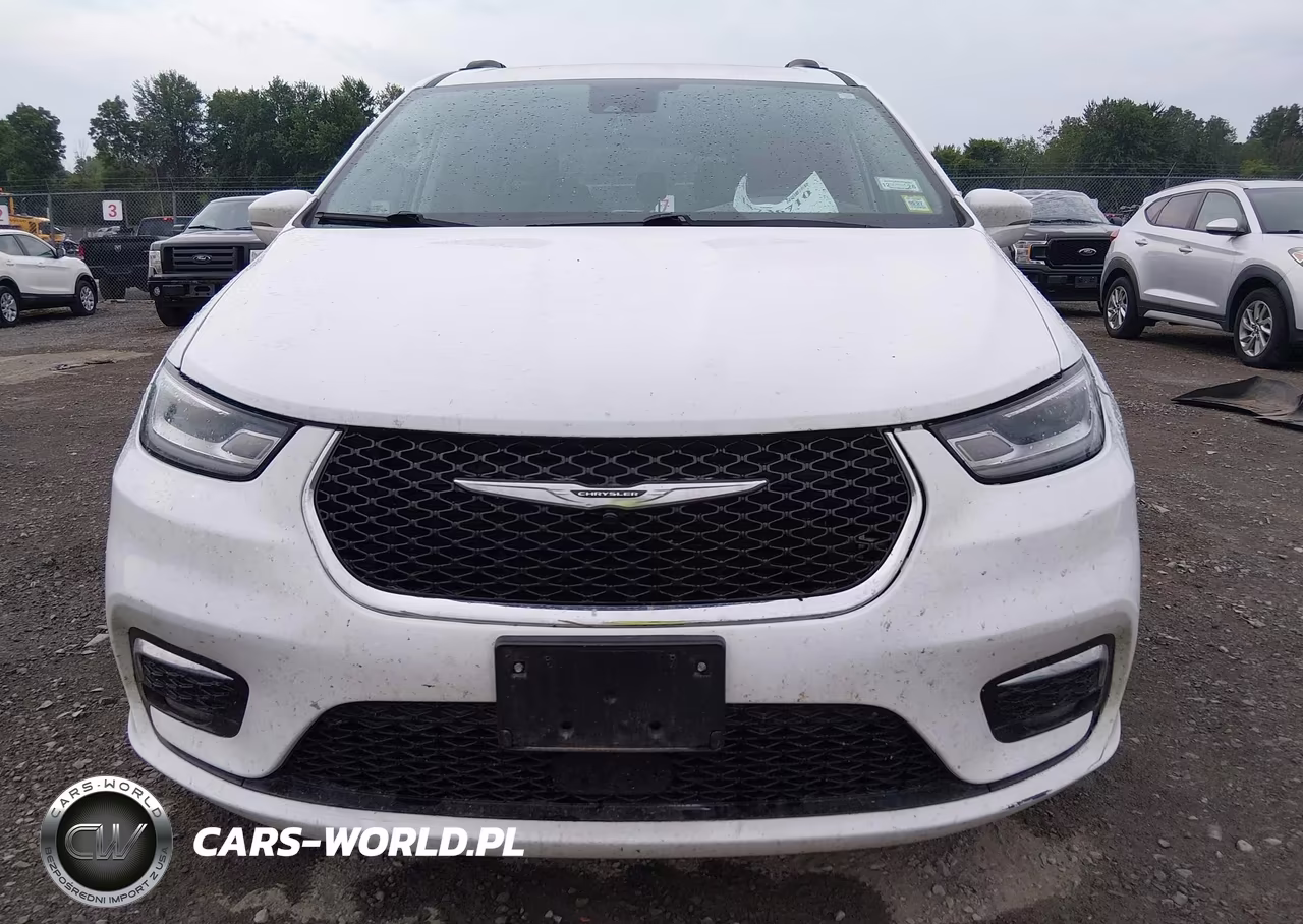2021 Chrysler Pacifica Touring L VIN:2C4RC1BG8MR598381 - 13
