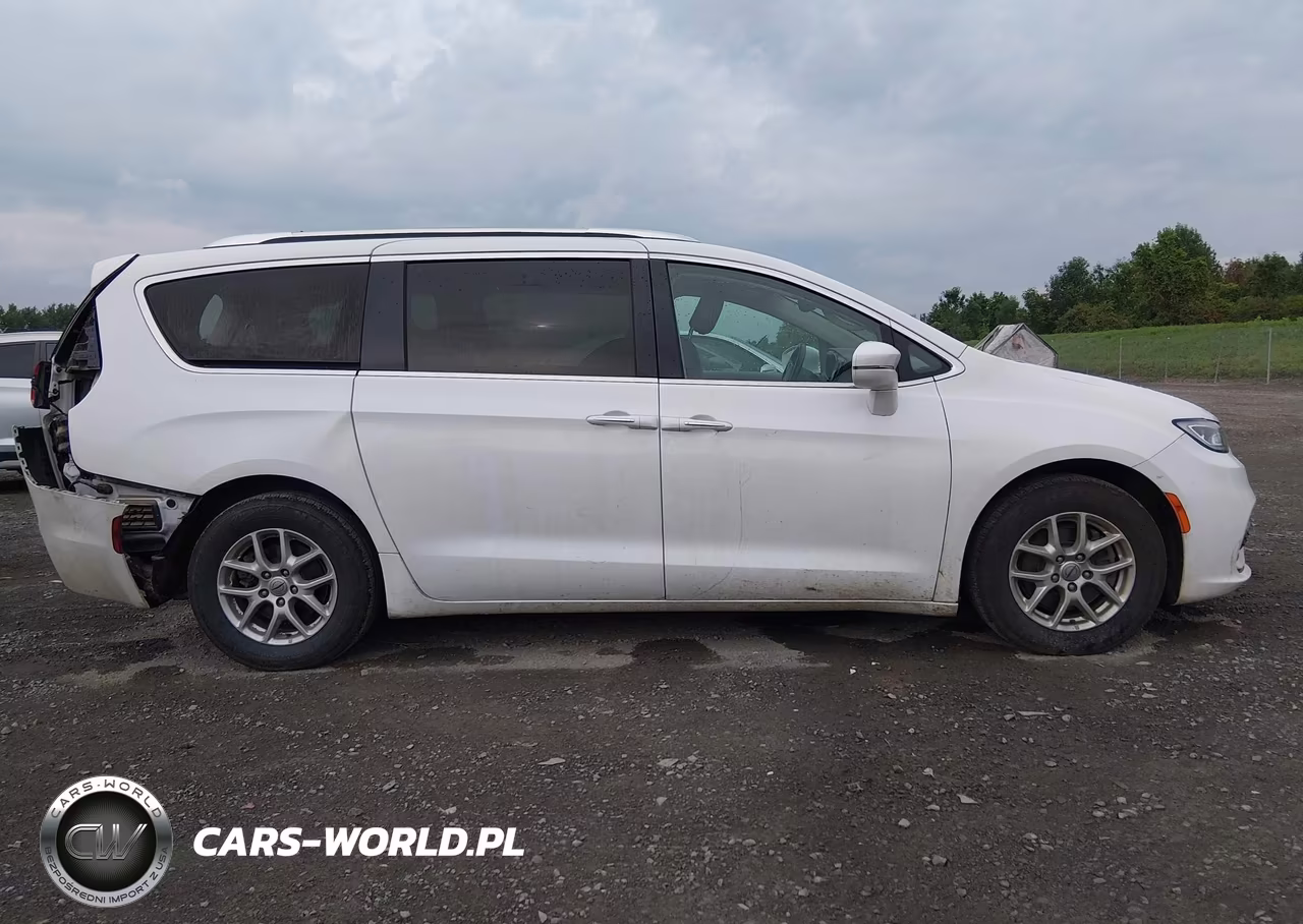 2021 Chrysler Pacifica Touring L VIN:2C4RC1BG8MR598381 - 14