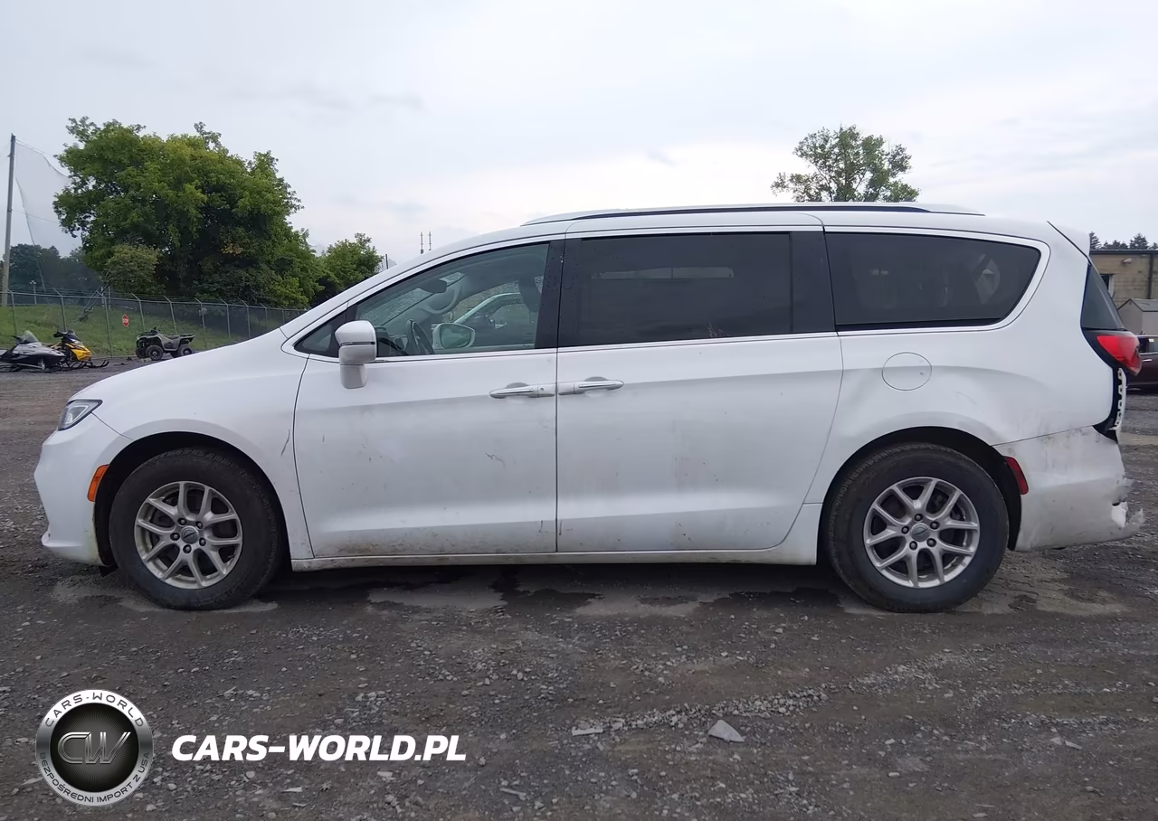 2021 Chrysler Pacifica Touring L VIN:2C4RC1BG8MR598381 - 15