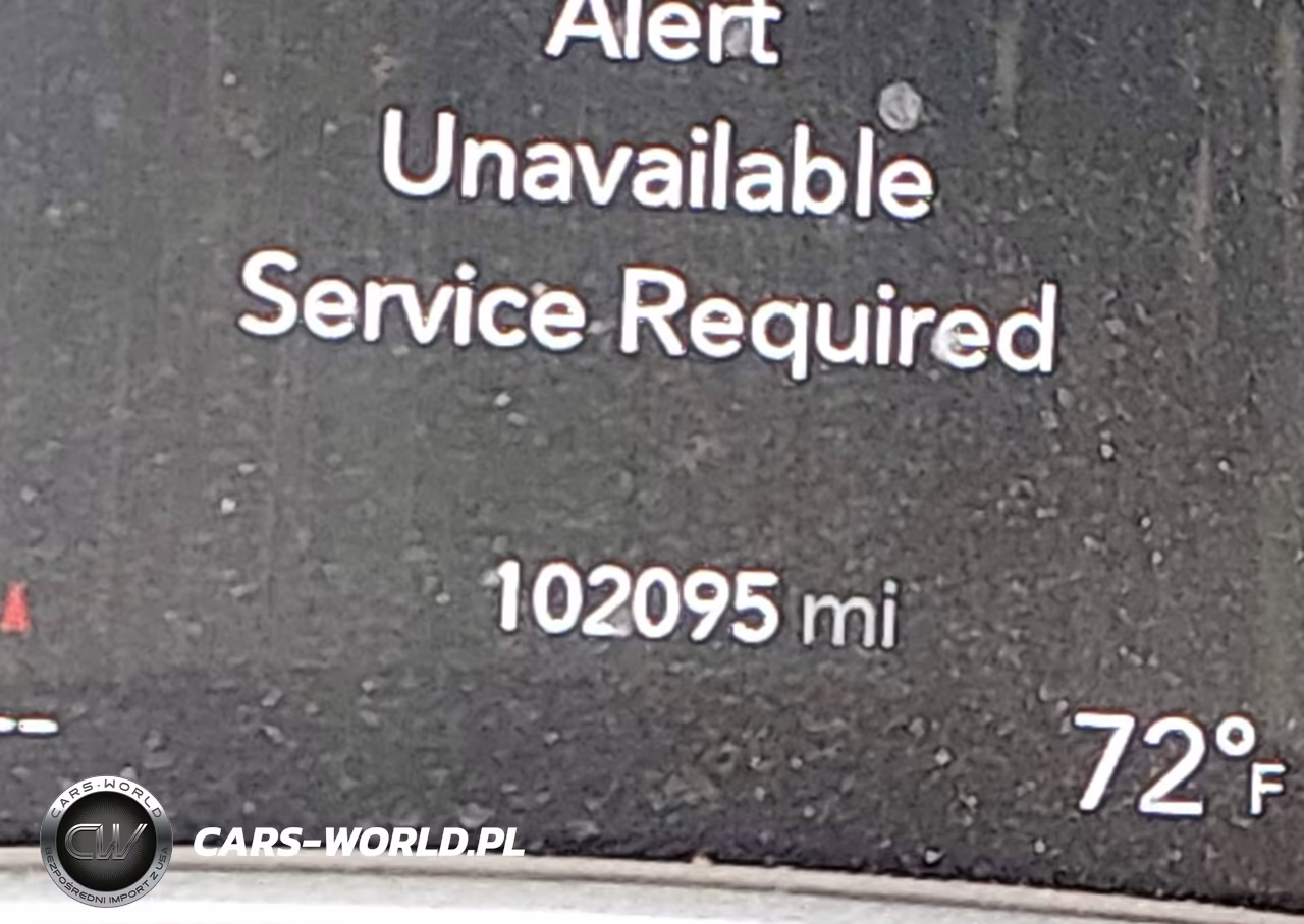 2021 Chrysler Pacifica Touring L VIN:2C4RC1BG8MR598381 - 16