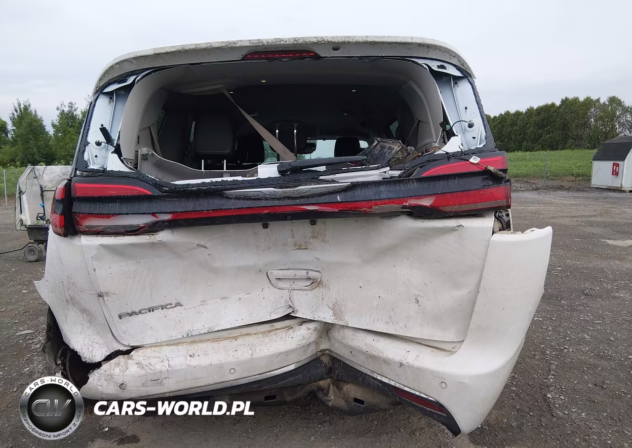 2021 Chrysler Pacifica Touring L VIN:2C4RC1BG8MR598381 - 17