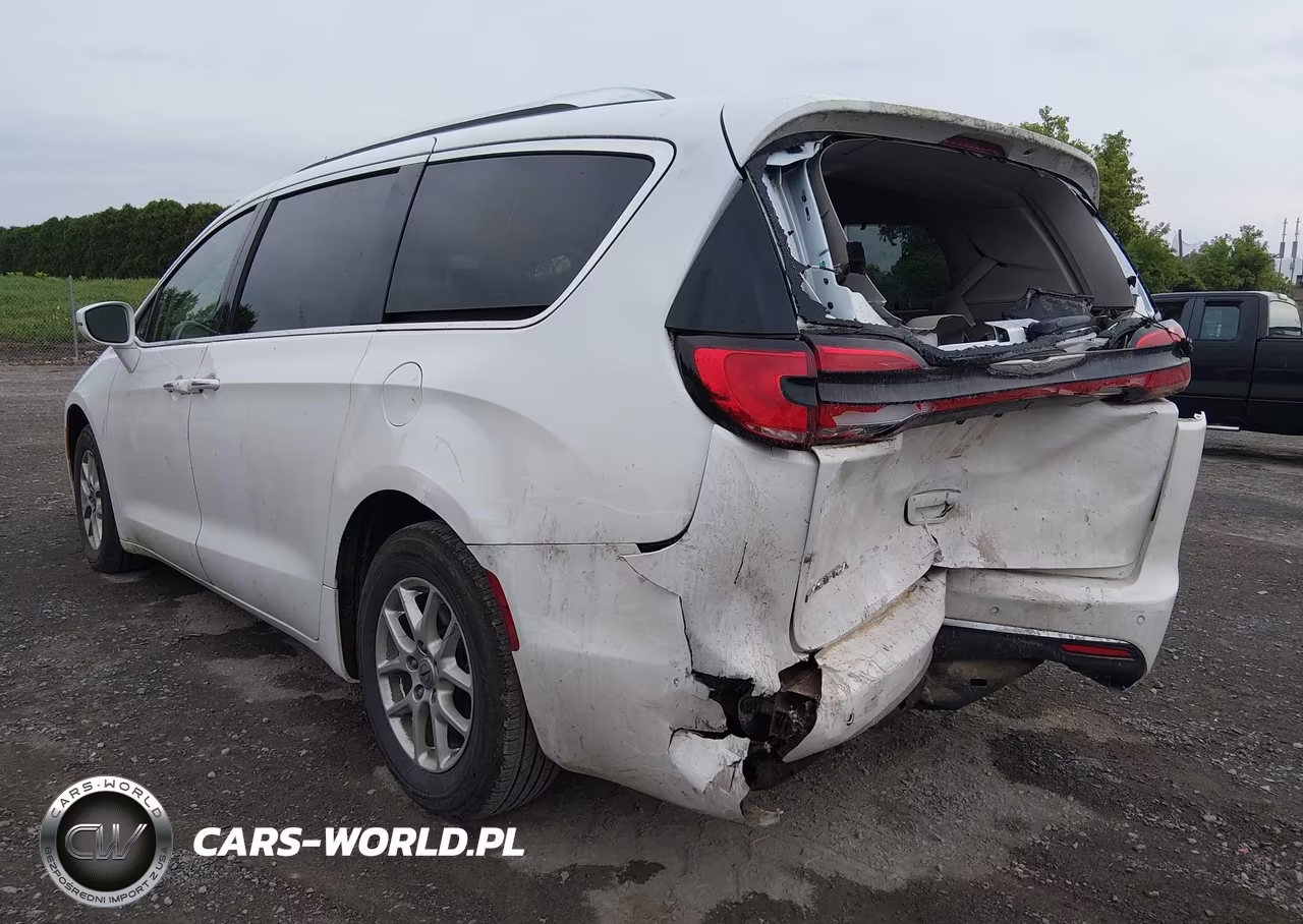 2021 Chrysler Pacifica Touring L VIN:2C4RC1BG8MR598381 - 3