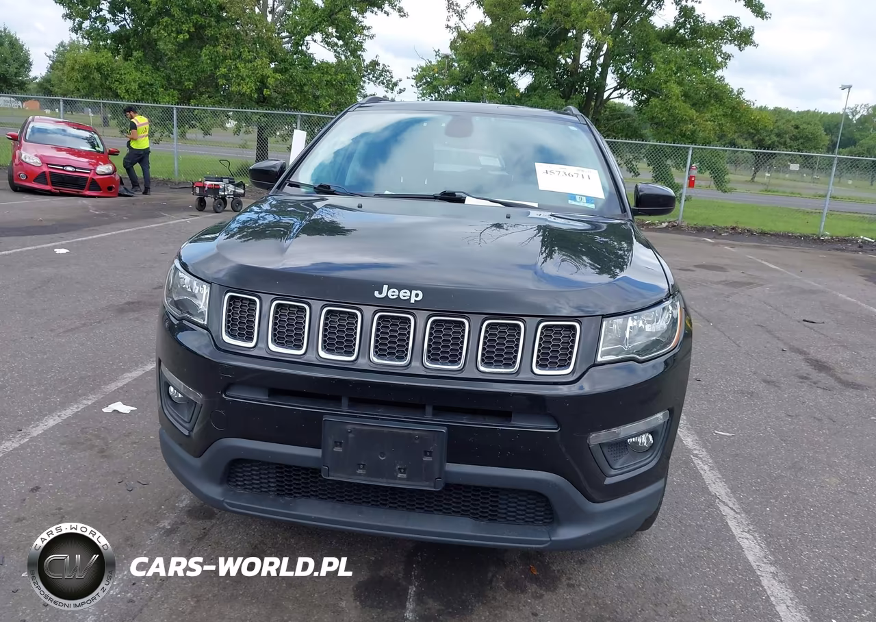 2018 Jeep Compass Latitude 4X4 VIN:3C4NJDBB0JT492381 - 12