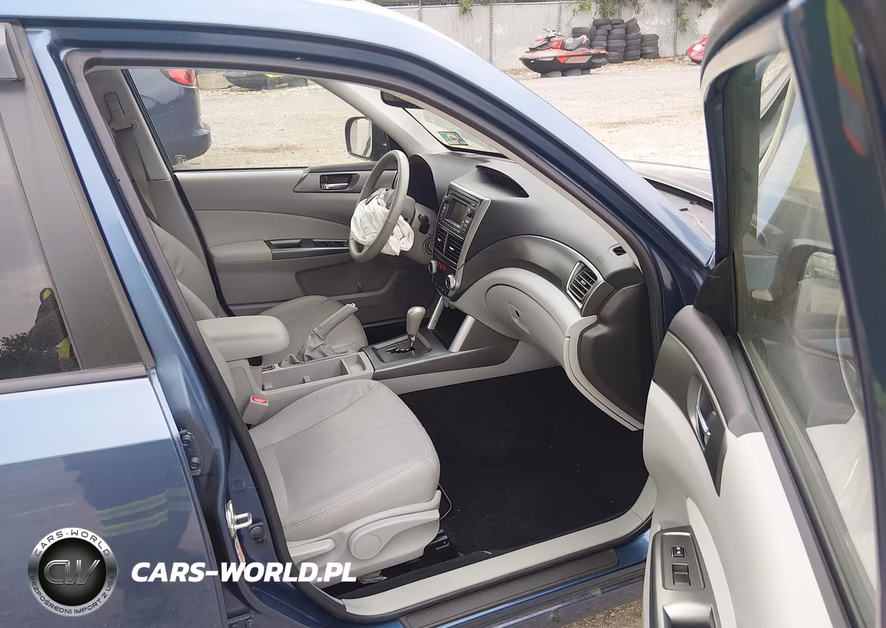 2013 Subaru Forester 2.5X Touring VIN:JF2SHAGC0DH416548 - 5